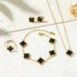 Lucky Clover Jewelry Set Chic Minimalist Gift