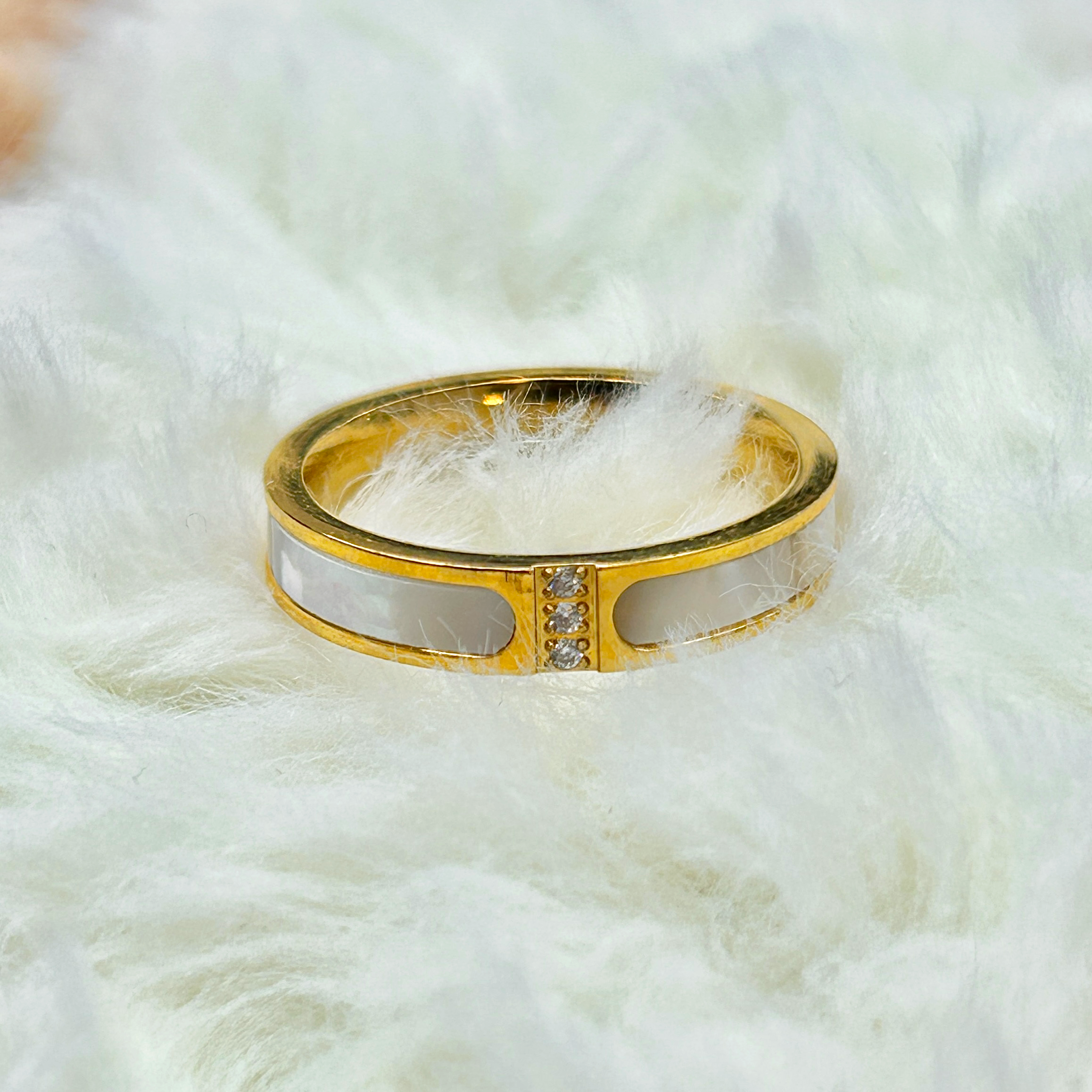 Gold Mother of Pearl Zircon Inlay Ring picture3 - Eriy Gift