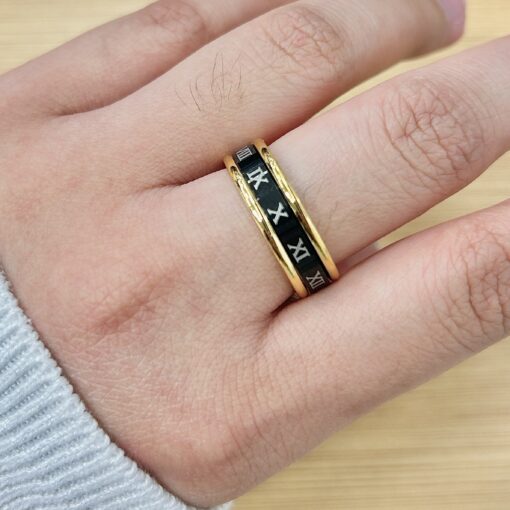 Luxe Black Gold Roman Numerals Ring - Eriy Gift